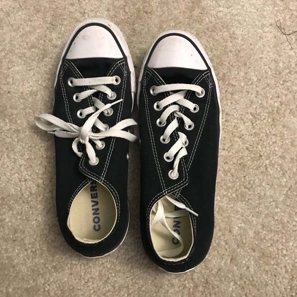 Black converse size 9 women’s